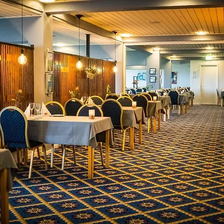Hotel/ Marina