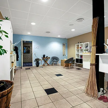 Hotel/ Marina גרנה