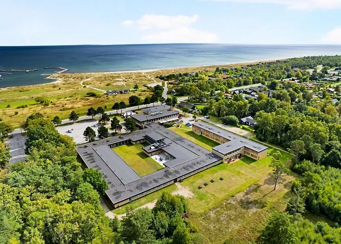 Hotel/ Marina Грена