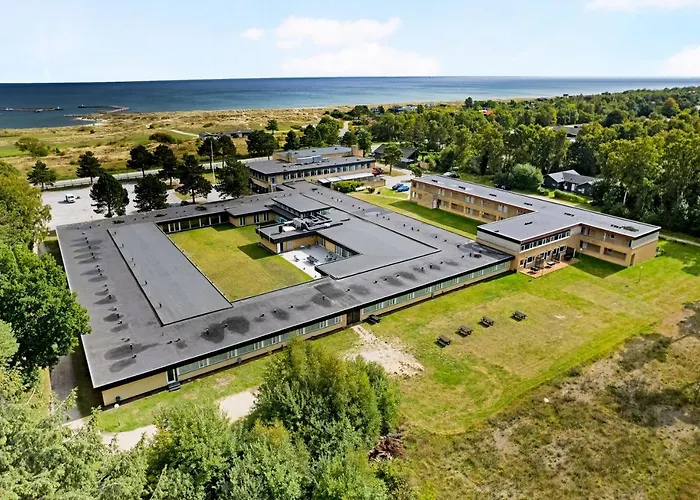Апартаменты Hotel/ Marina *